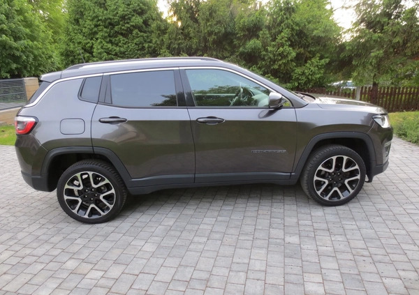 Jeep Compass cena 71900 przebieg: 138000, rok produkcji 2018 z Żywiec małe 191